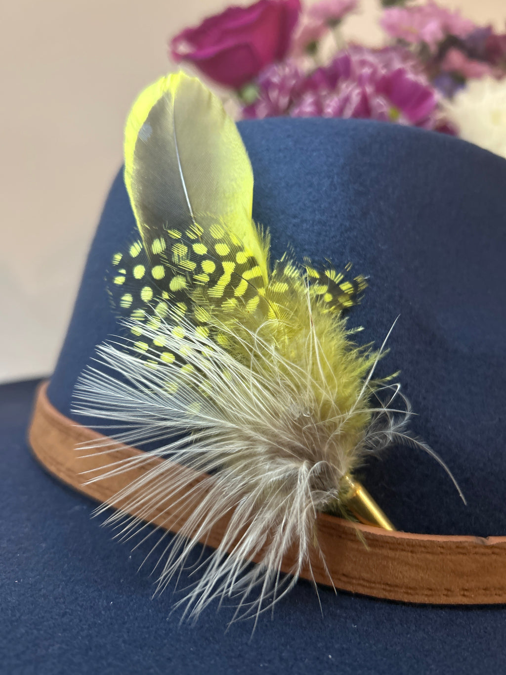 HAT BROOCH - MEDIUM