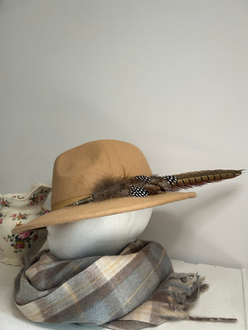 HAT BROOCH - LARGE