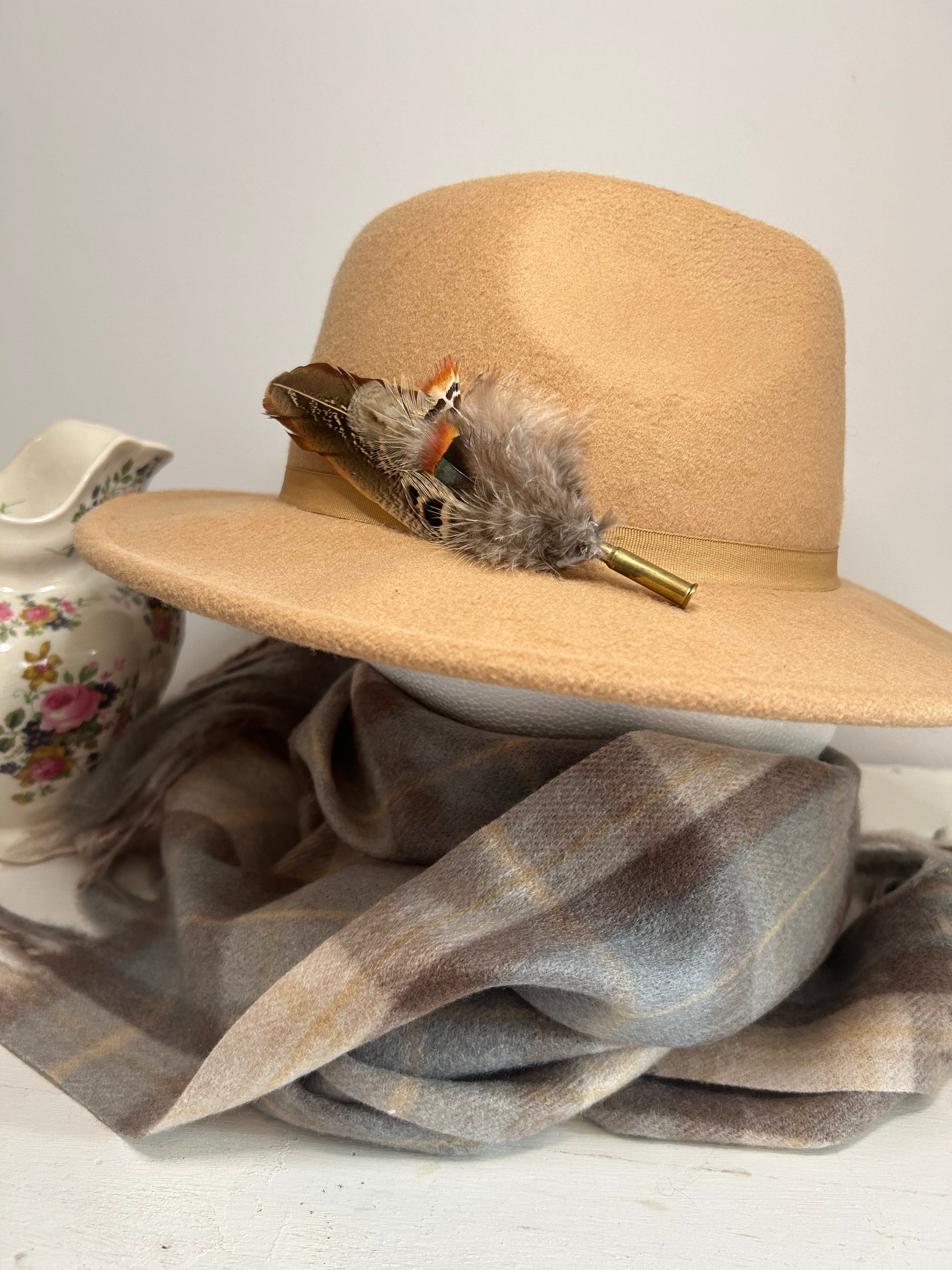 HAT BROOCH - LARGE