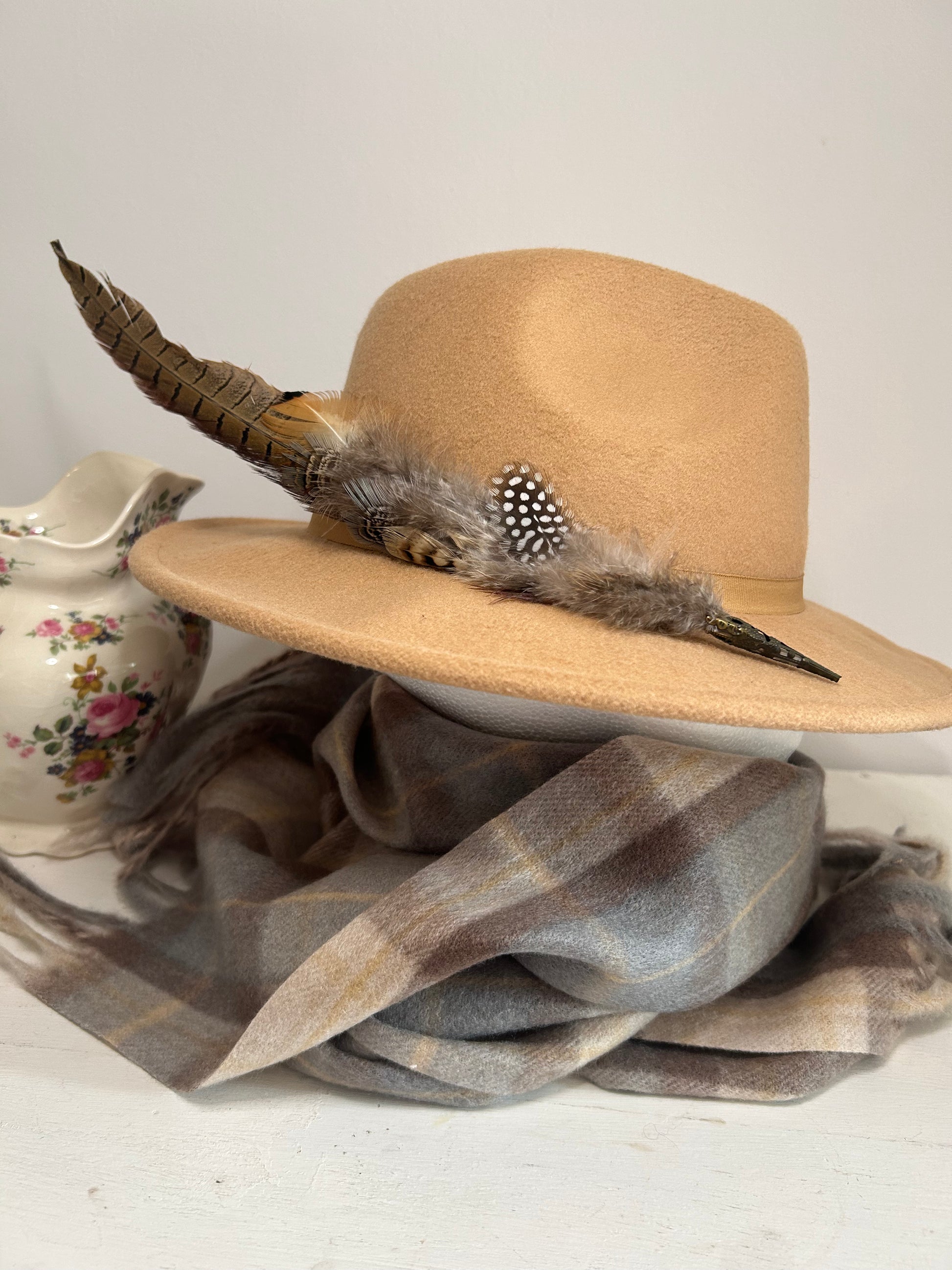 HAT BROOCH - LARGE
