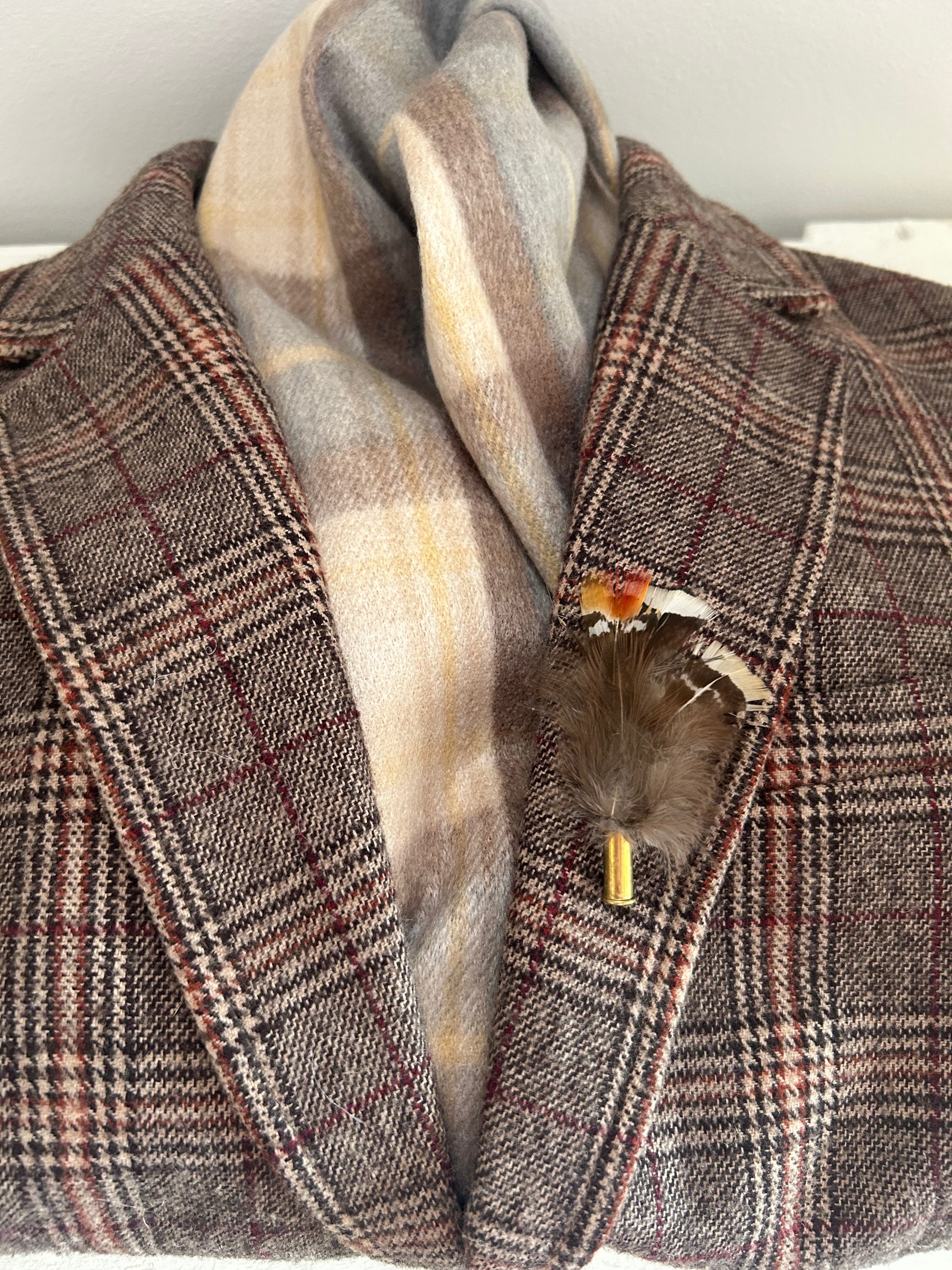 JACKET BROOCH - SMALL