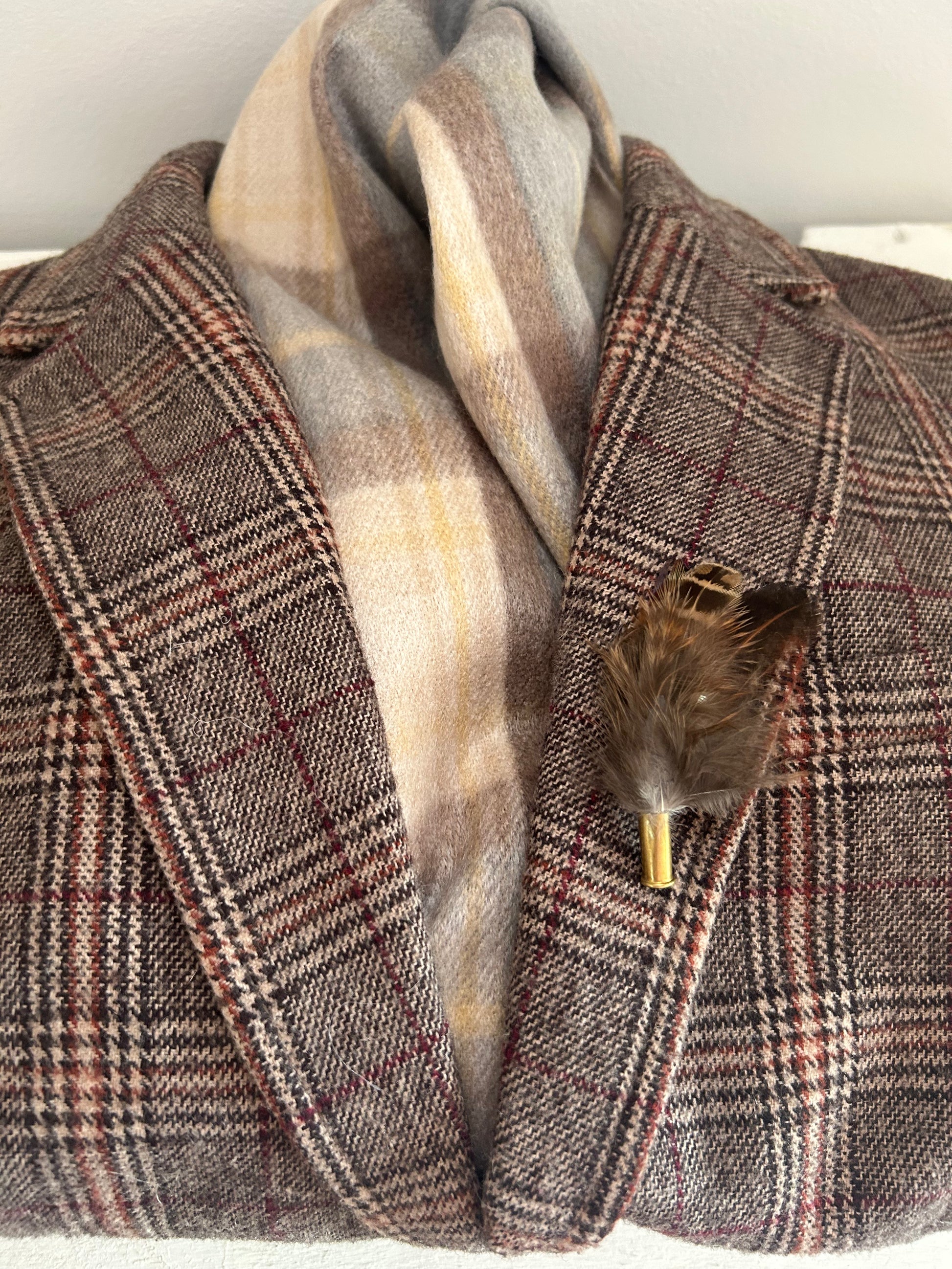 JACKET BROOCH - SMALL
