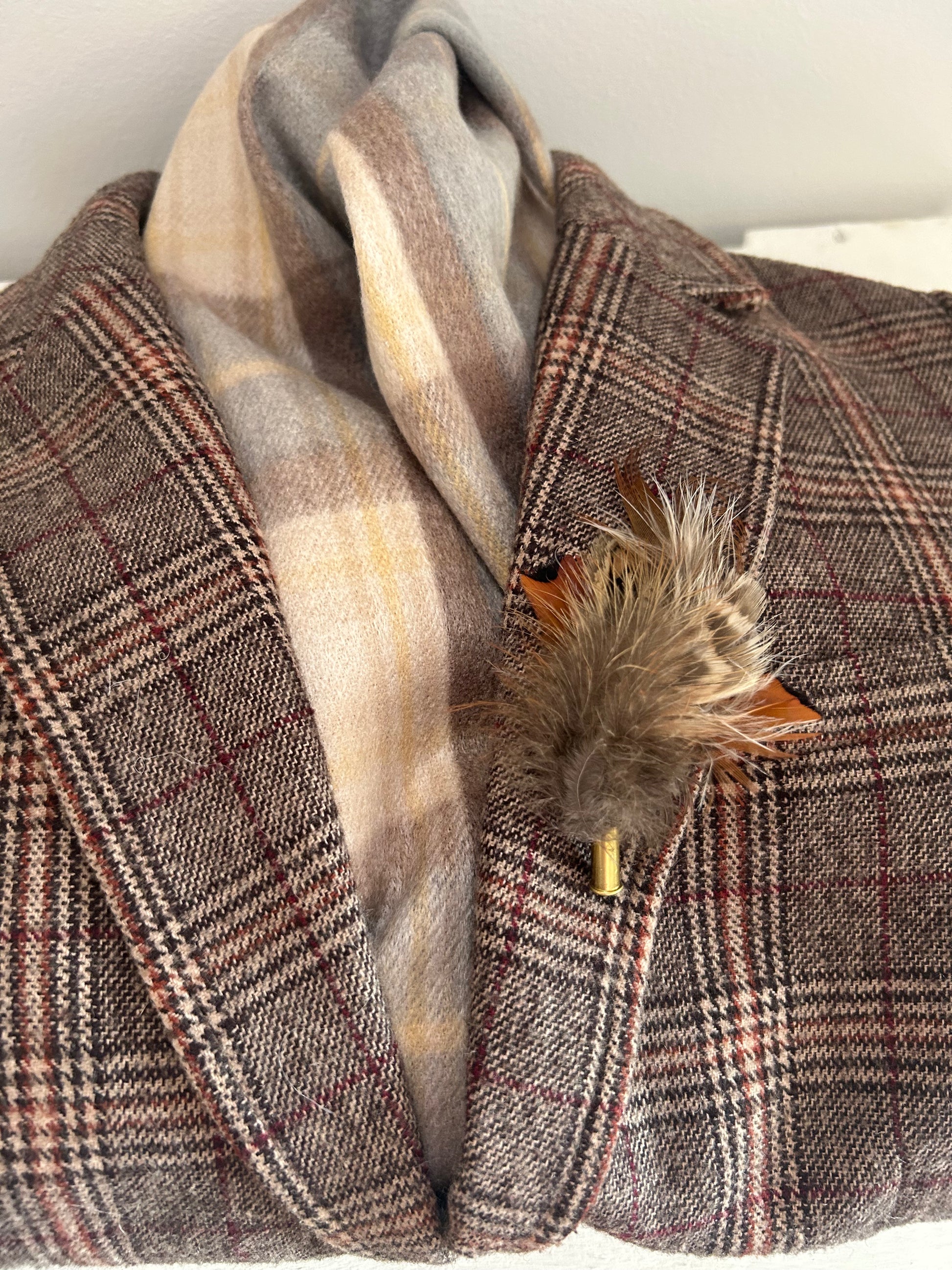 JACKET BROOCH - SMALL