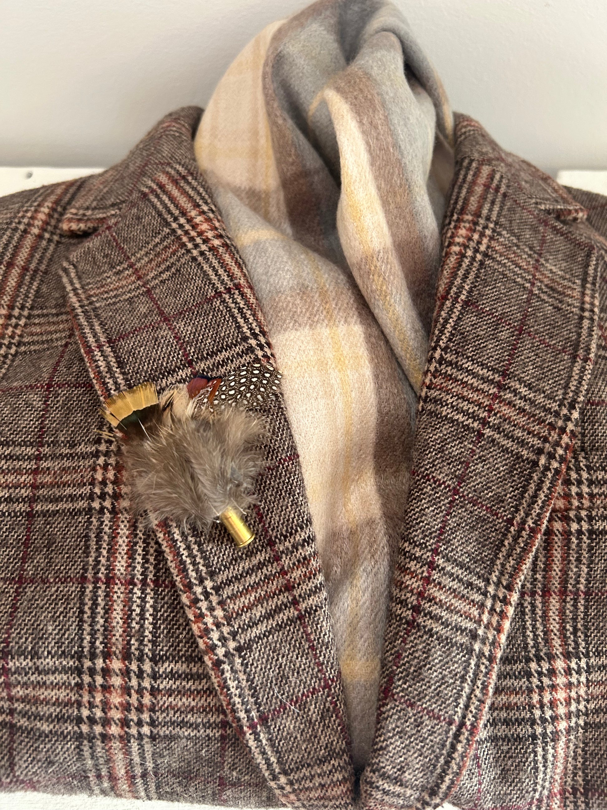 JACKET BROOCH - SMALL
