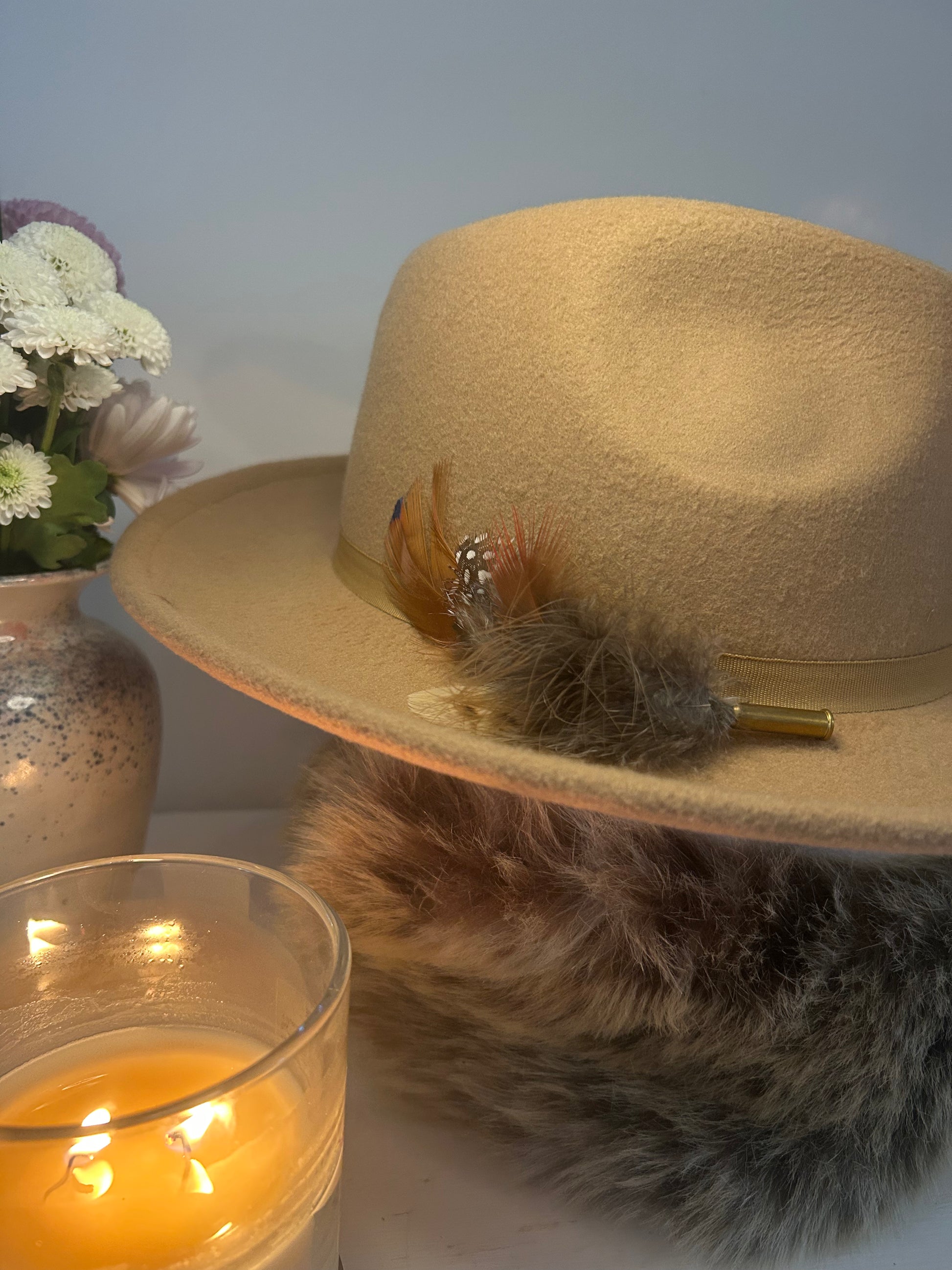 HAT BROOCH - MEDIUM